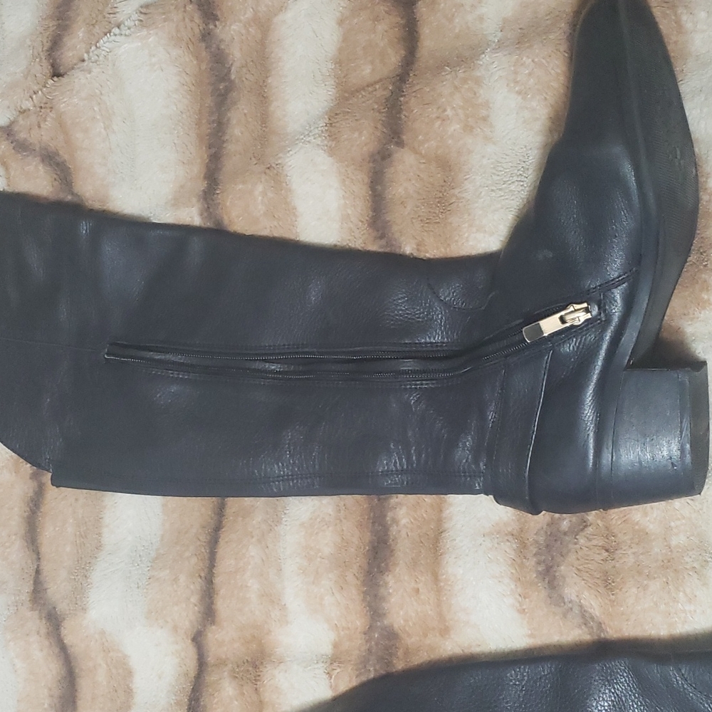 Vince Camuto Riding Boots - Picture 5 of 8